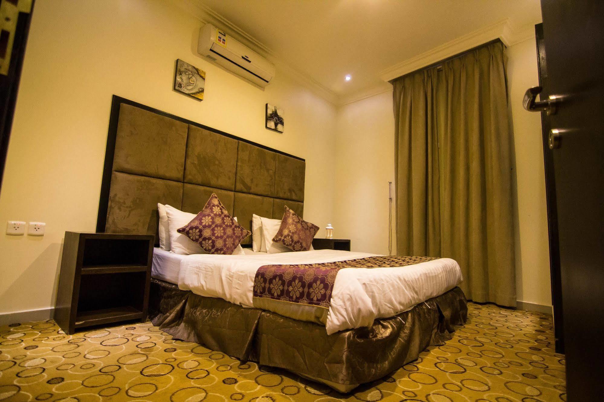الرياض Al Makan Suites 101 By Al Azmy المظهر الخارجي الصورة